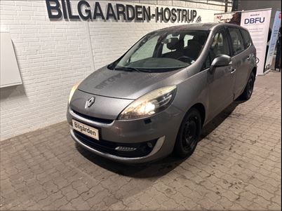 Renault Grand Scénic III dCi 110 Expression 7prs (2012), 265,000 km, 39,700 Kr.