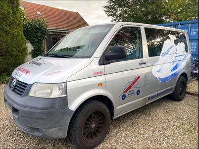 VW Transporter T5 2,5 TDI Auto (2007), 418.000 km, 39.000 Kr.