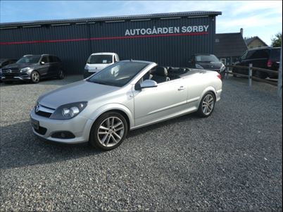 Opel Astra Turbo TwinTop (2006), 158.000 km, 67.800 Kr.