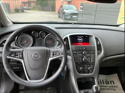 Opel Astra T 140 Enjoy Sports Tourer (2015), 212.000 km, 59.900 Kr.