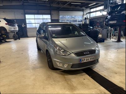 Ford Galaxy TDCi 163 Titanium aut. 7prs (2011), 312.000 km, 54.900 Kr.